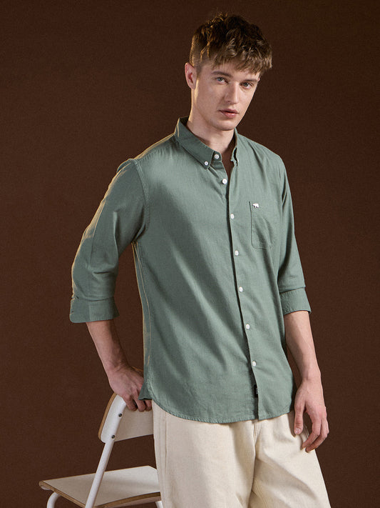 Green Solid Slim Fit Cotton Casual Shirt