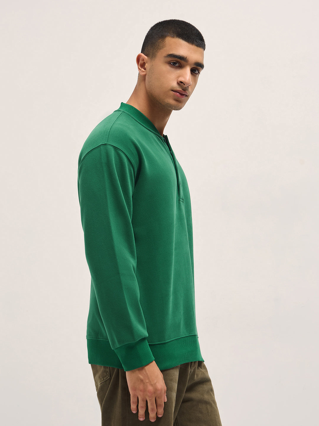 Green Solid Relaxed Fit Henley Neck T-Shirt with Ribbed Hem and Cuffs