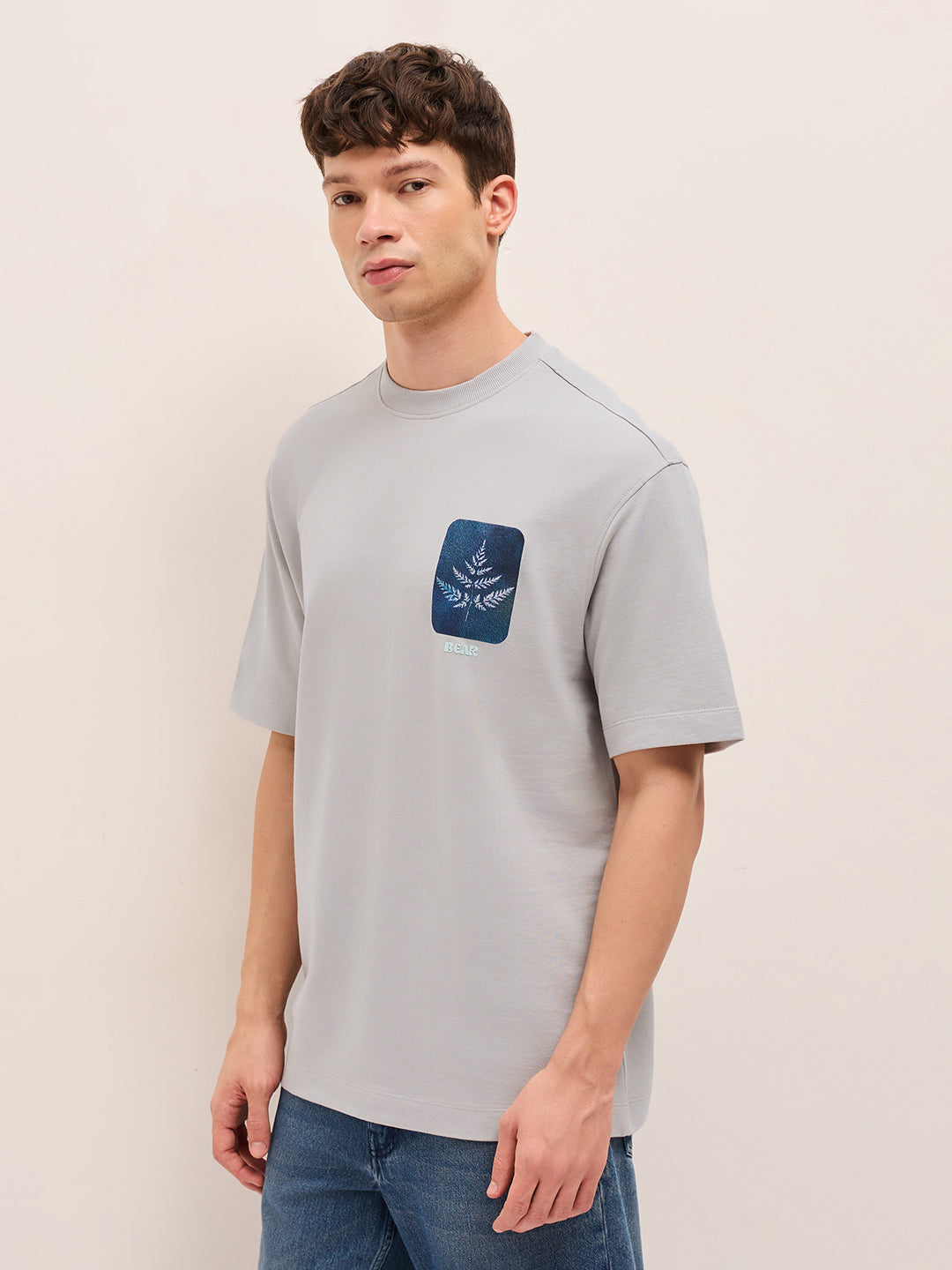 Grey Crew Neck Graphic Print T-Shirt with Floral Illustration on Back