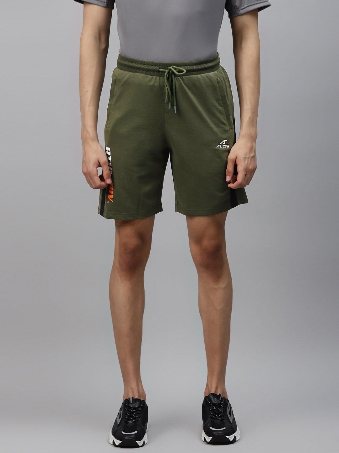 Alcis Men Olive Green Solid Regular Fit Sports Shorts-S