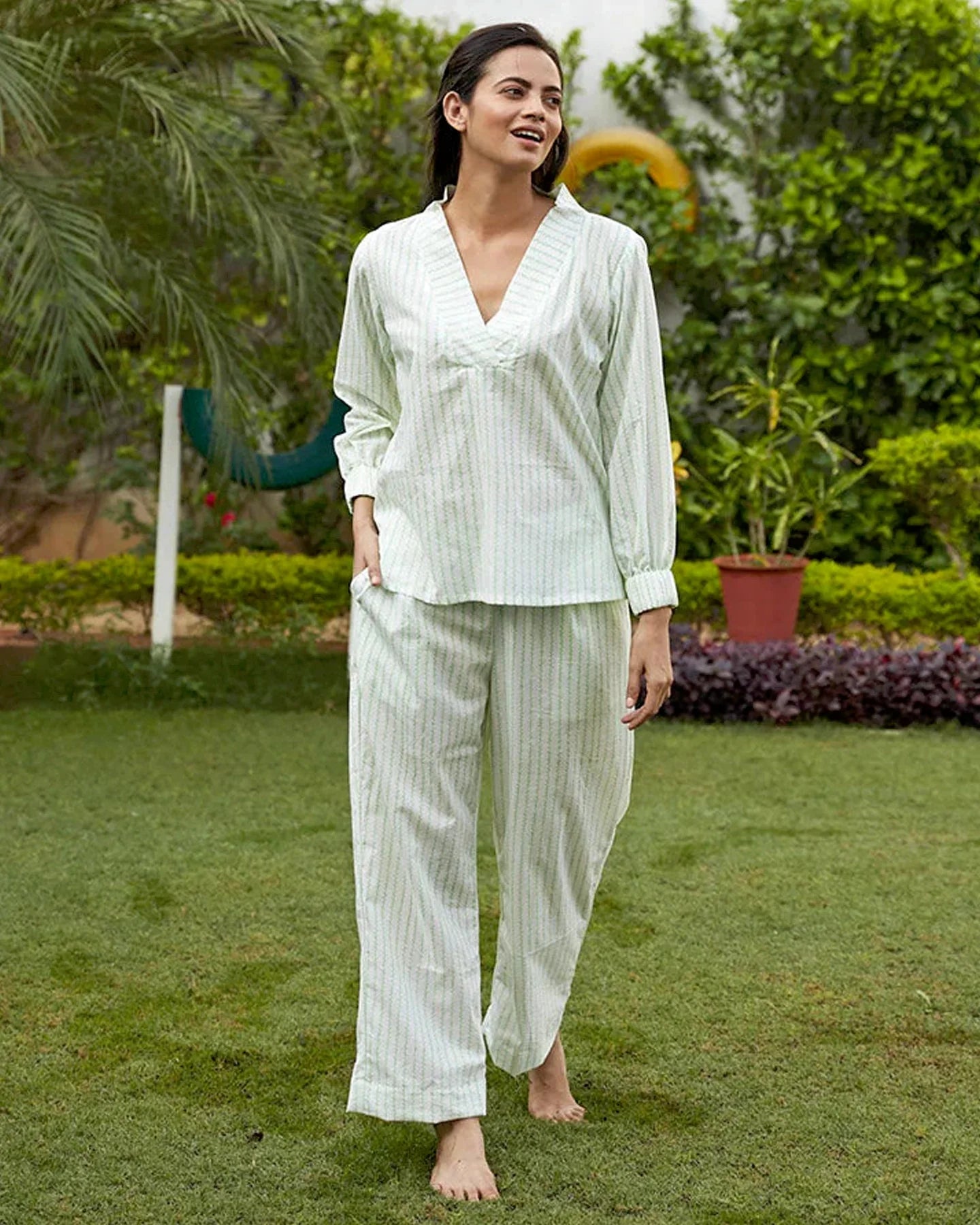 Fluorescent V-Band Night Suit