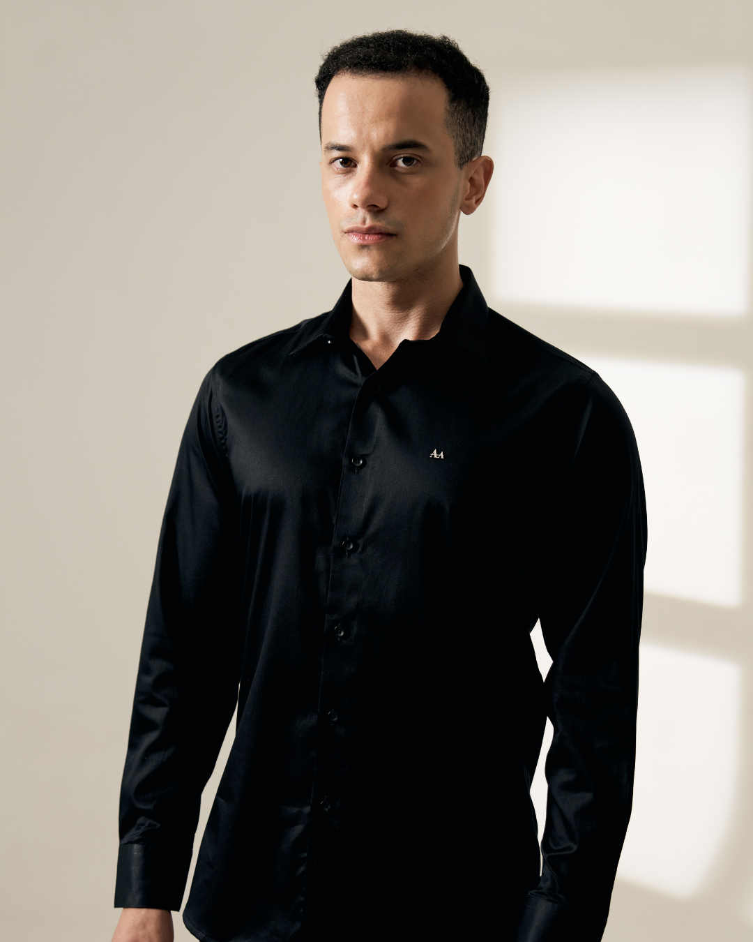 Classic BlackSlim-Fit Shirt Aachari