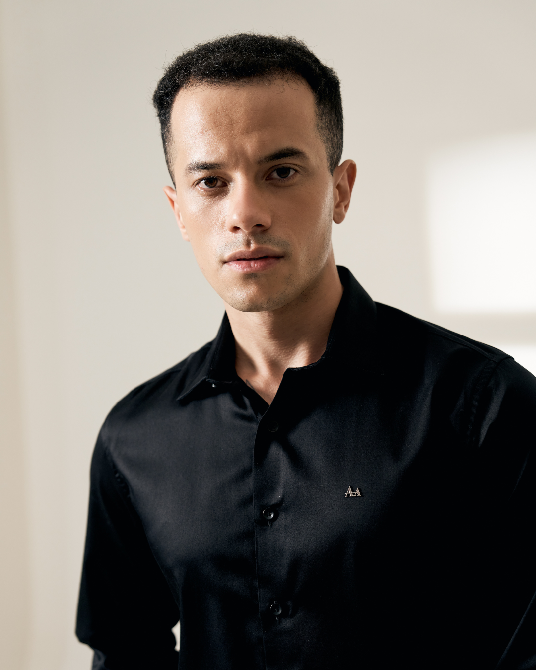 Classic BlackSlim-Fit Shirt Aachari