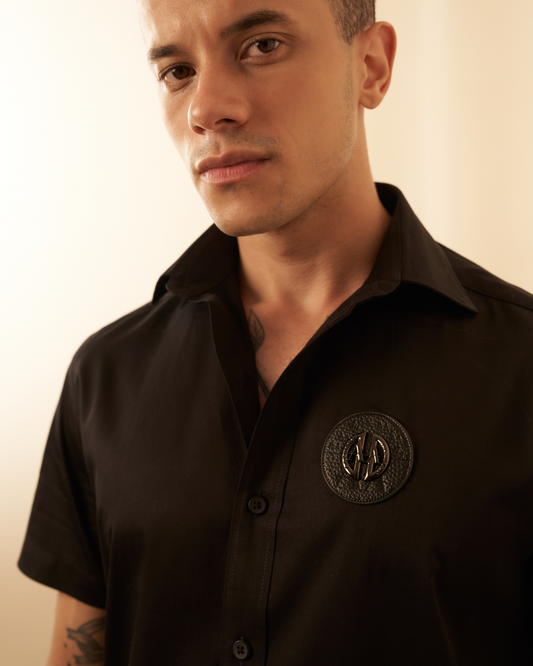 Black short sleeve