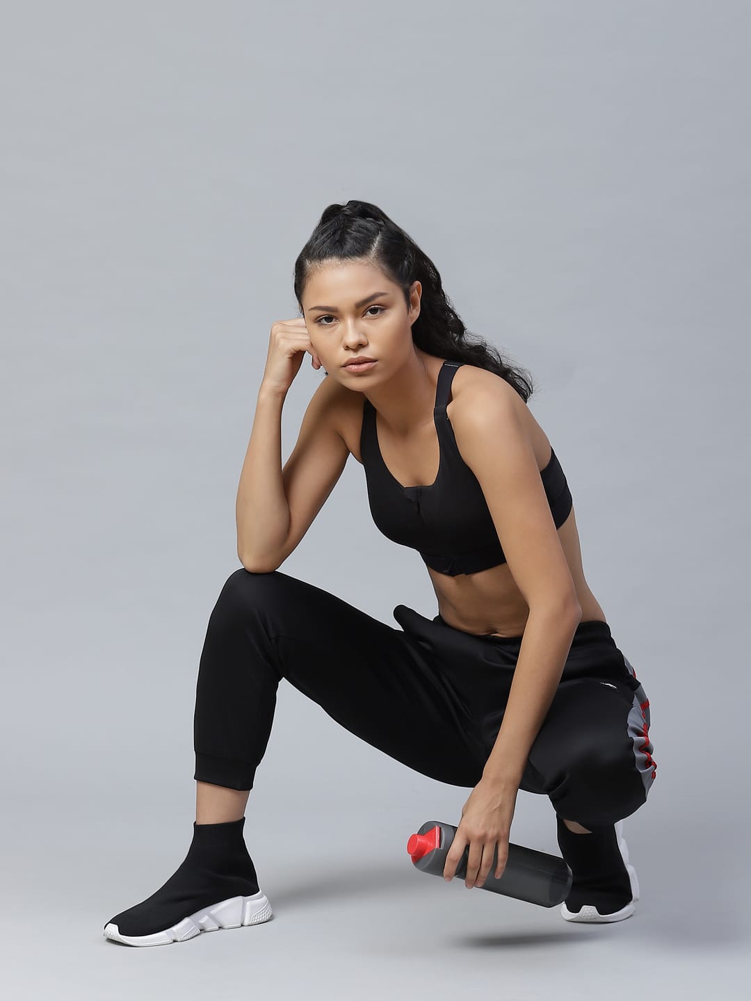 Alcis Women Black Solid Slim Fit Joggers