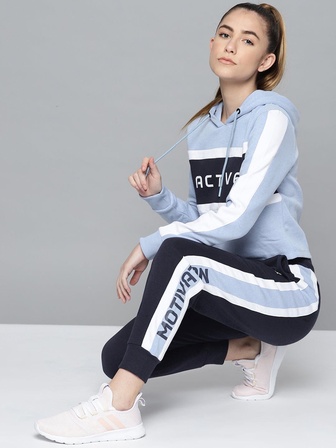 Alcis Women Printed Blue Track Suit