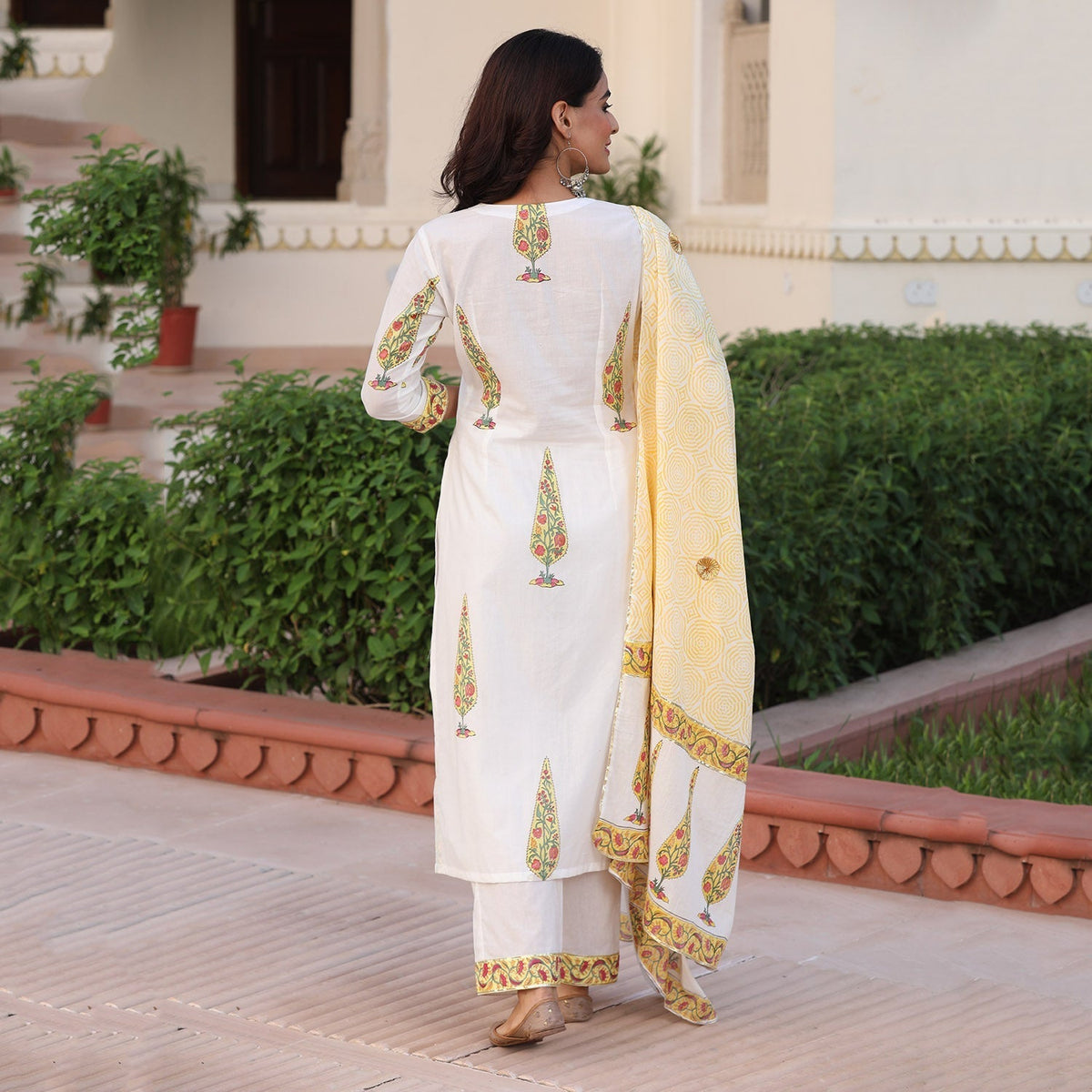 YELLOW MUGHAL SUIT