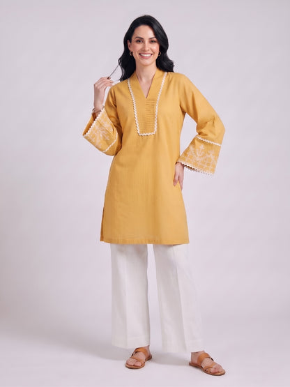 Barara Black & White Embroidered Kurta