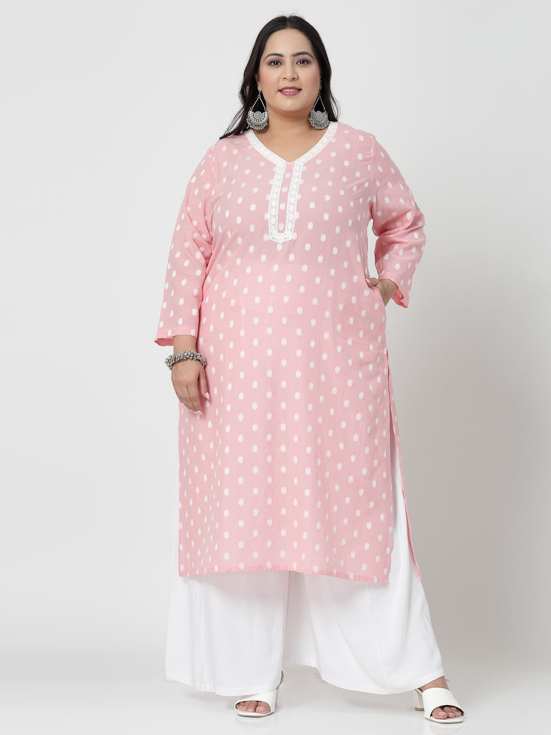 Women Baby Pink Cotton Dobby Kurta With Lace Krya