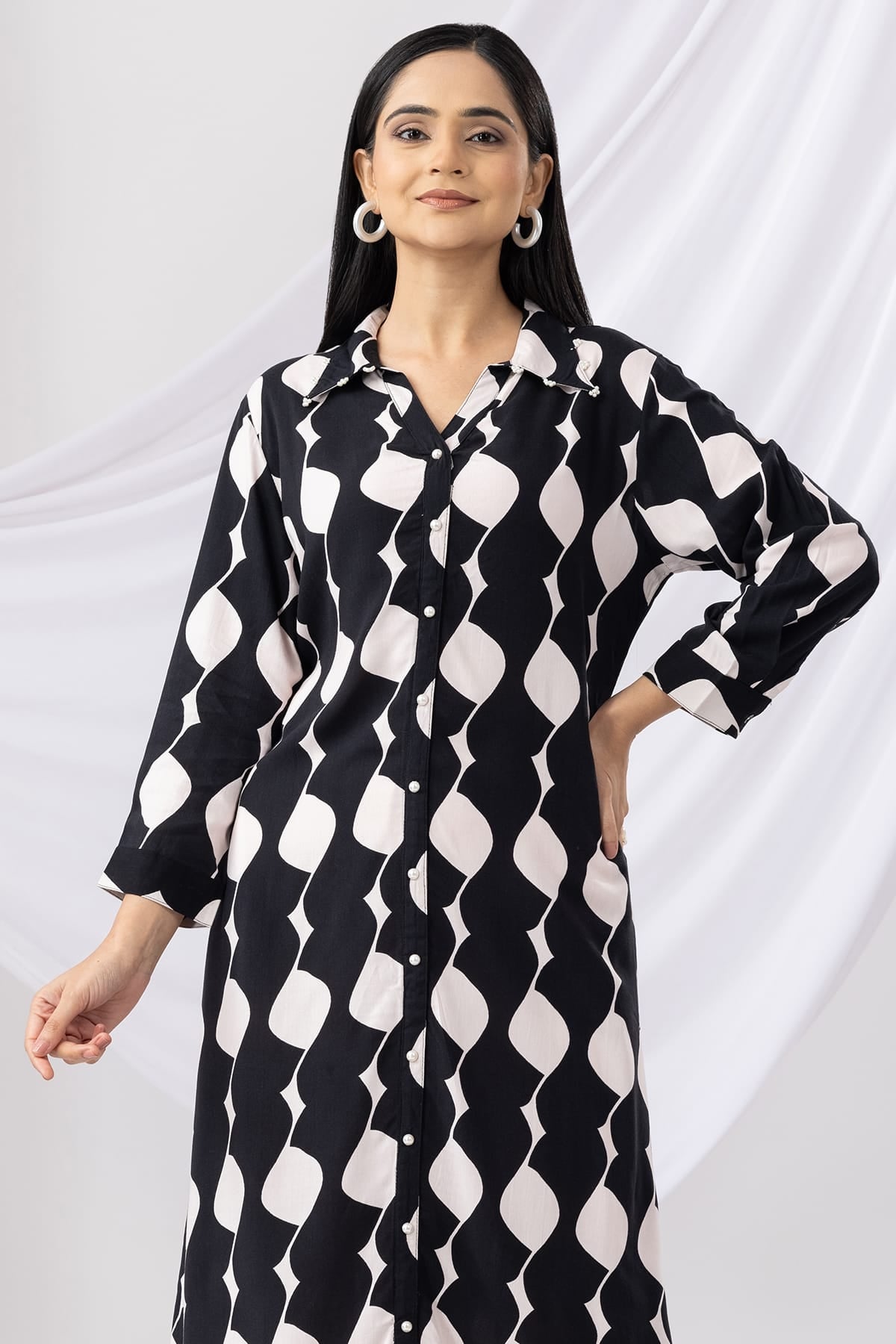 Black Printed Collared Rayon Dress with 3/4th Sleeves