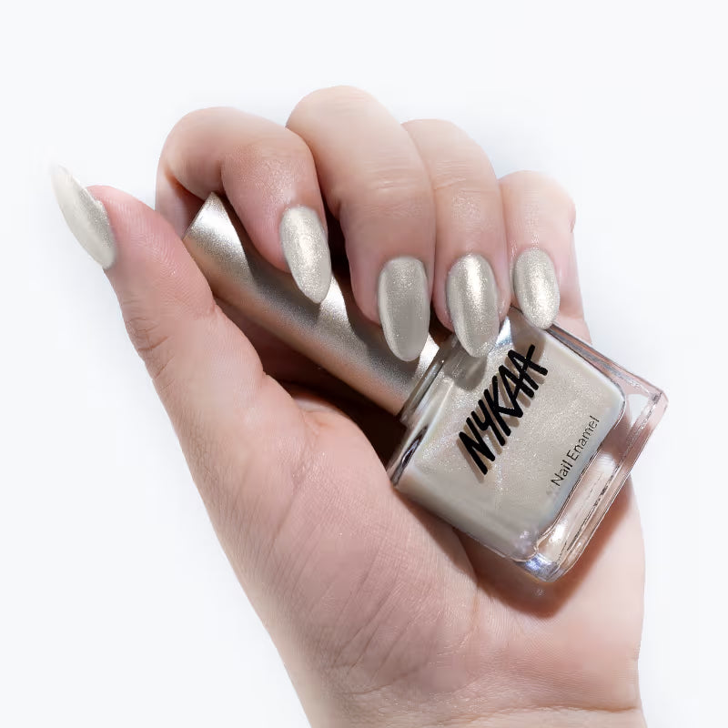 NYKAA Nail Enamel Polish - 461 Dripping Gold 9 MILLI_LITRE