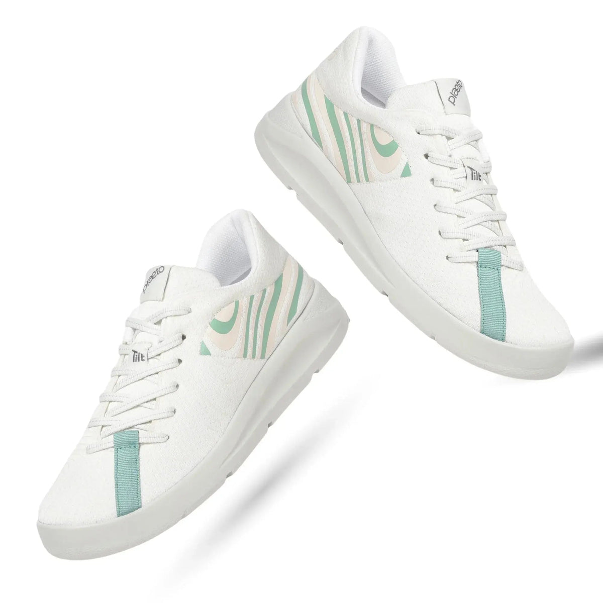 Women’s Coast White Sports Shoes Plaeto