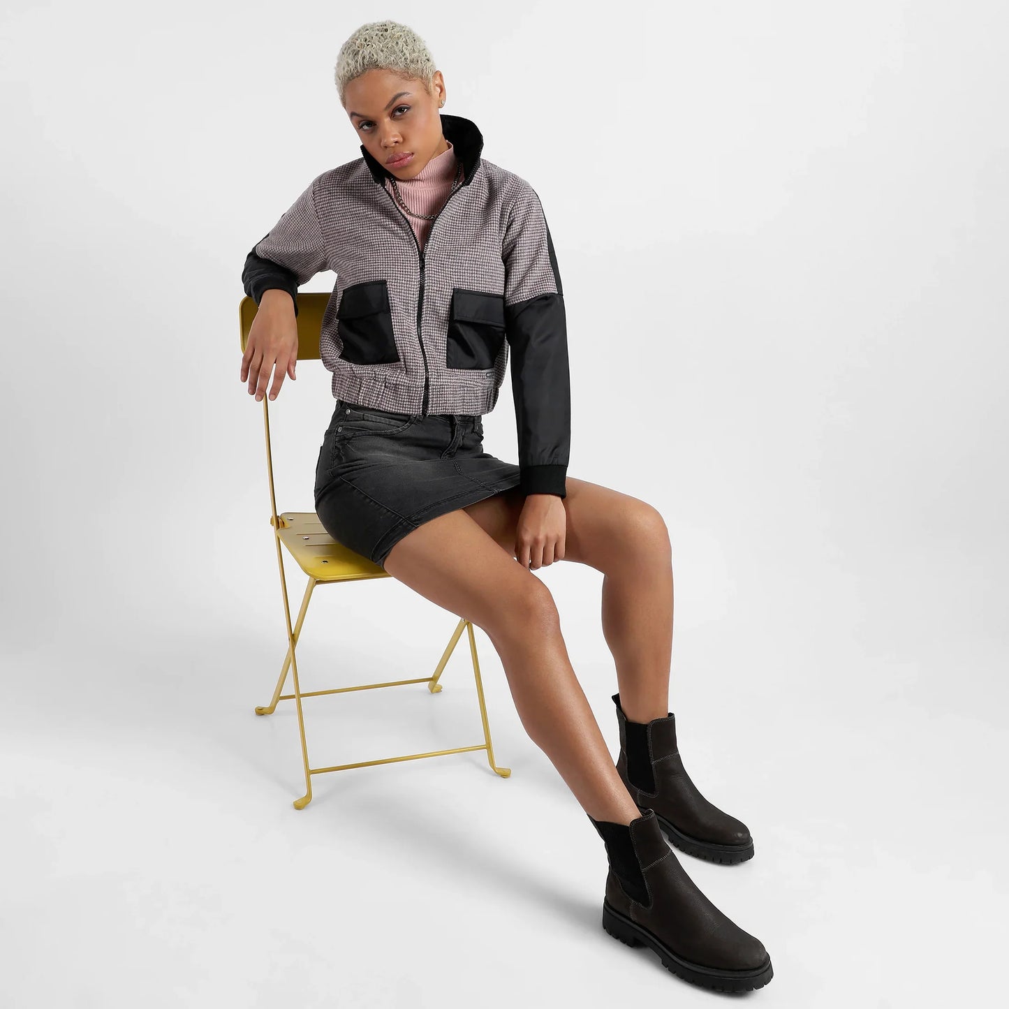 Black & Grey Contrast Houndstooth Jacket