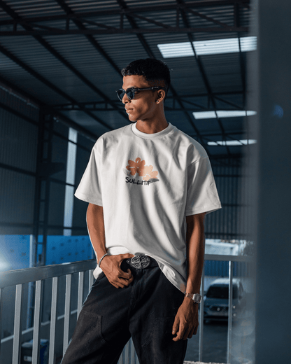 KISS OF NECTAR WHITE TEE