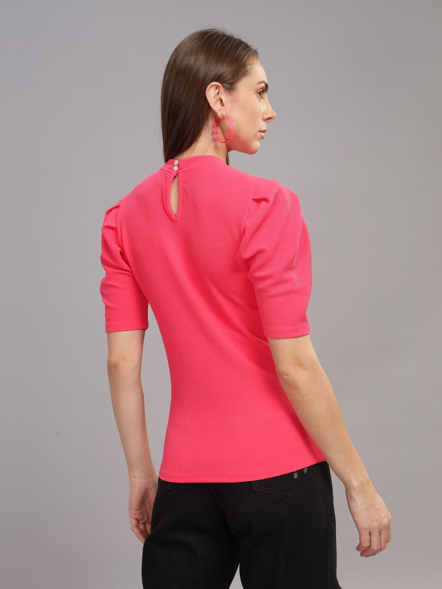 Women's Pink Solid Knitted Top