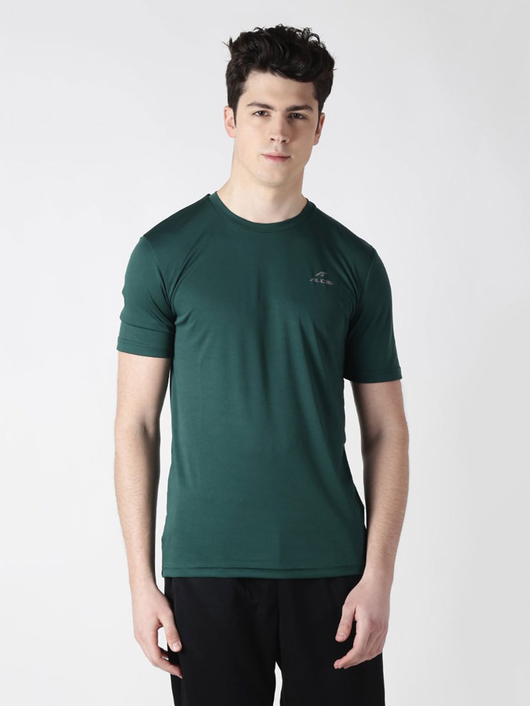 Alcis Men Green Solid Round Neck T-shirt