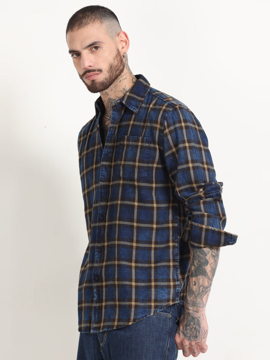 Men's Navy Blue Solid Regular Fit Shirt