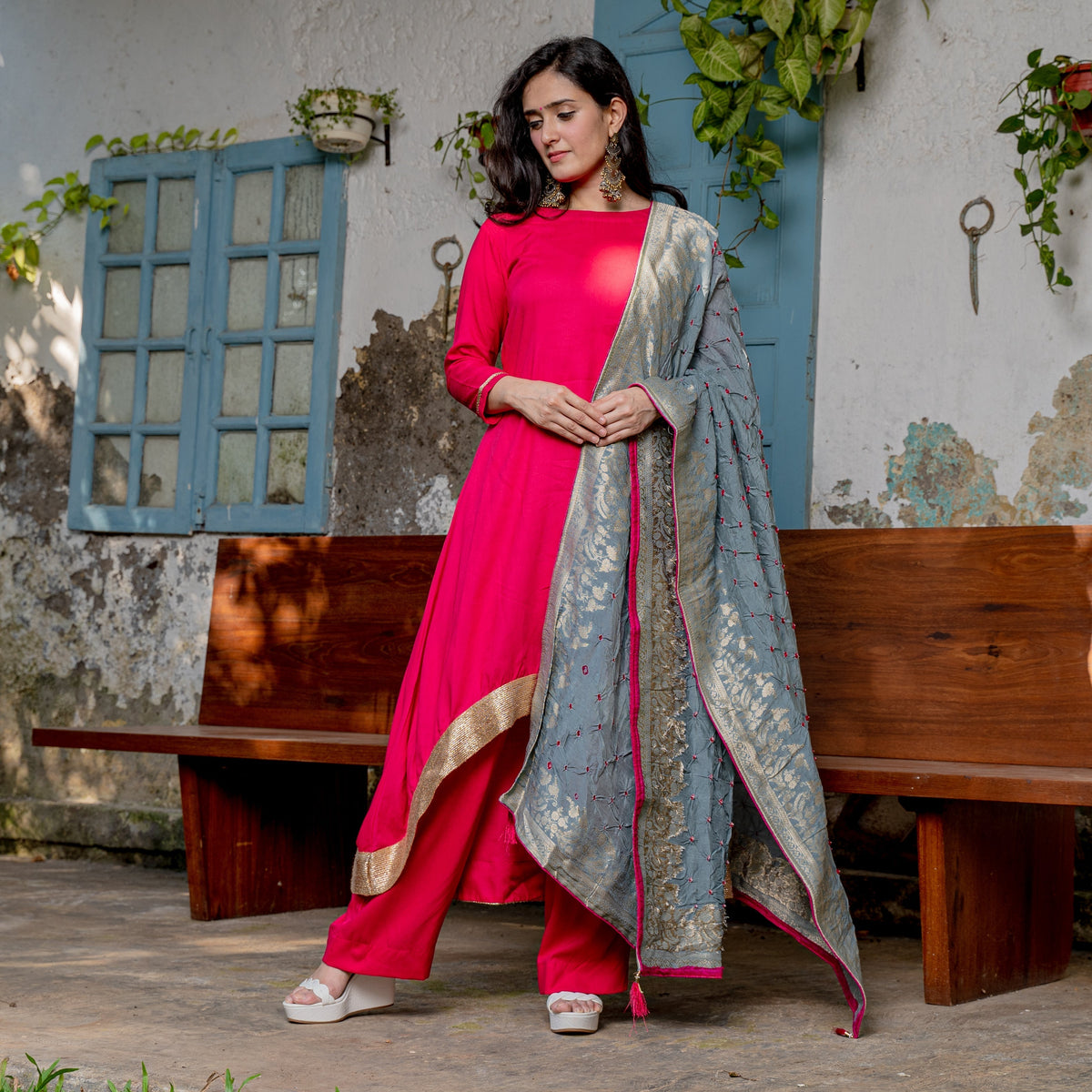Pink Criss-Cross Bandhani Suit Set - Ambraee