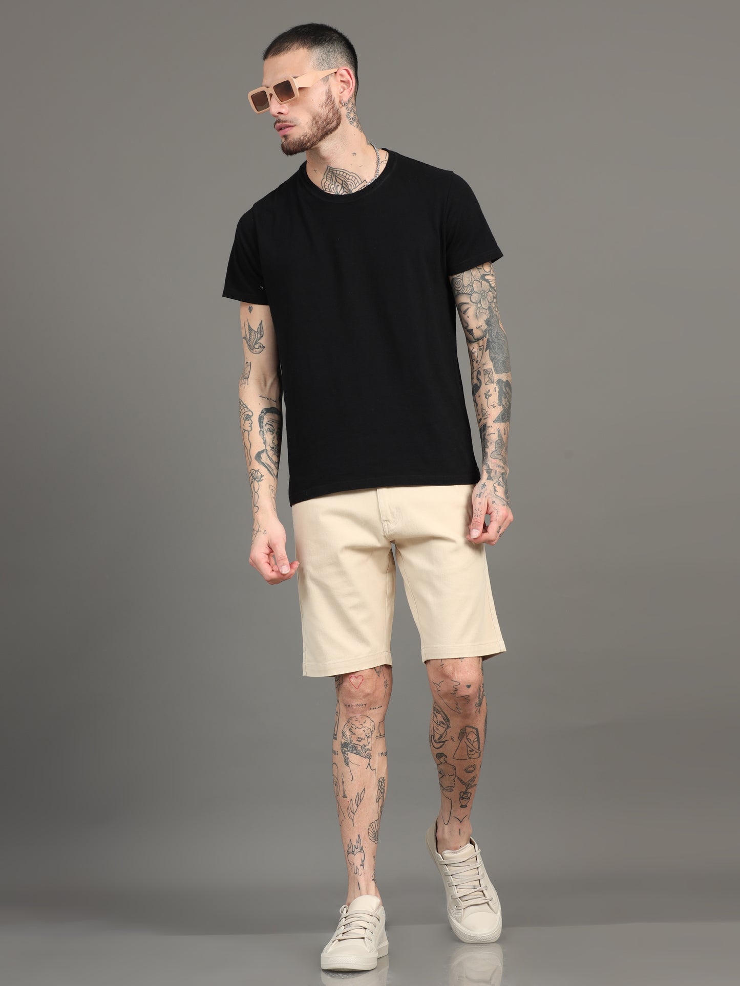 Men's Beige Regular Fit Solid Shorts