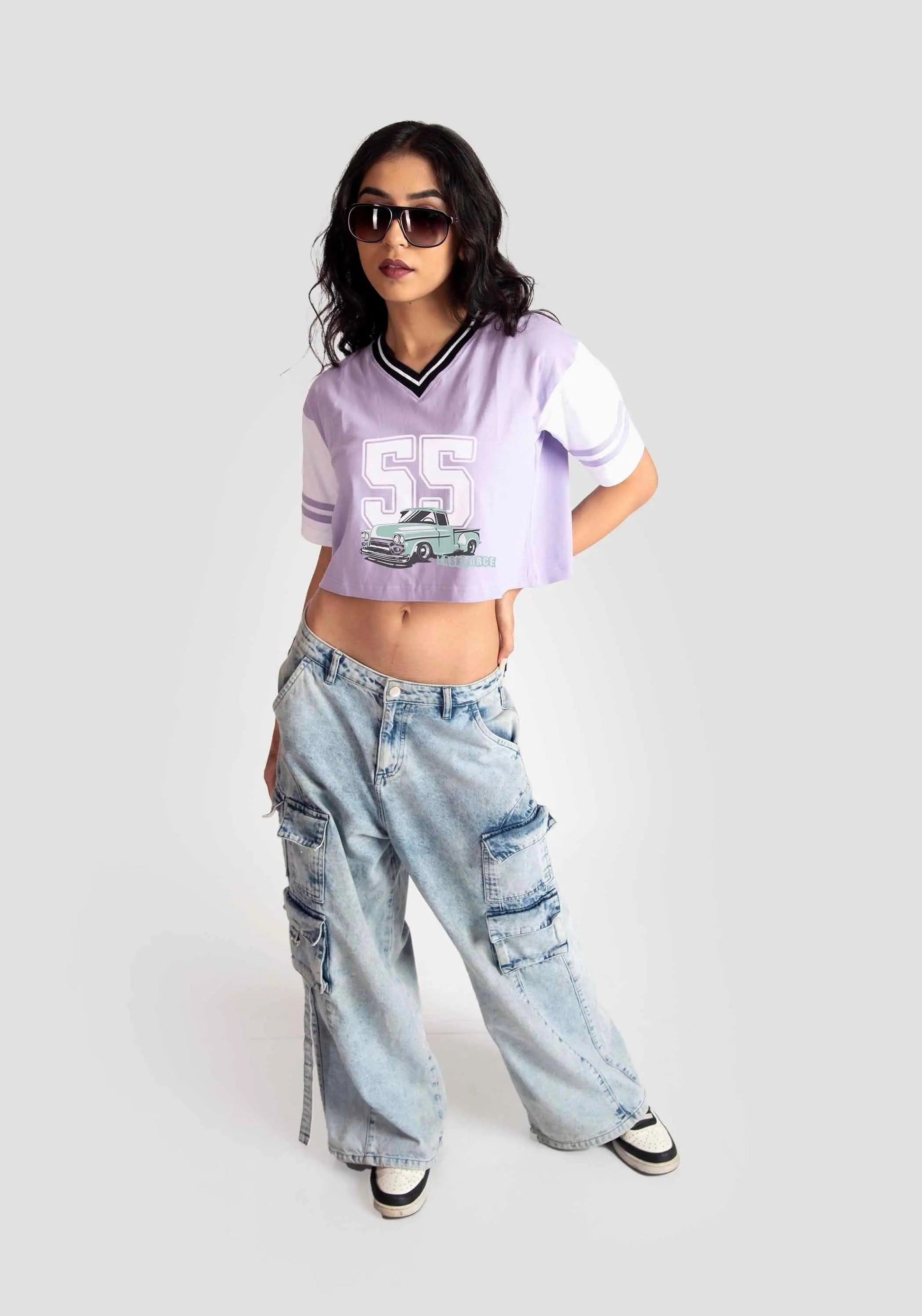 Stylera trendy casual tops for women purple cropped tee with graphic and striped sleeves