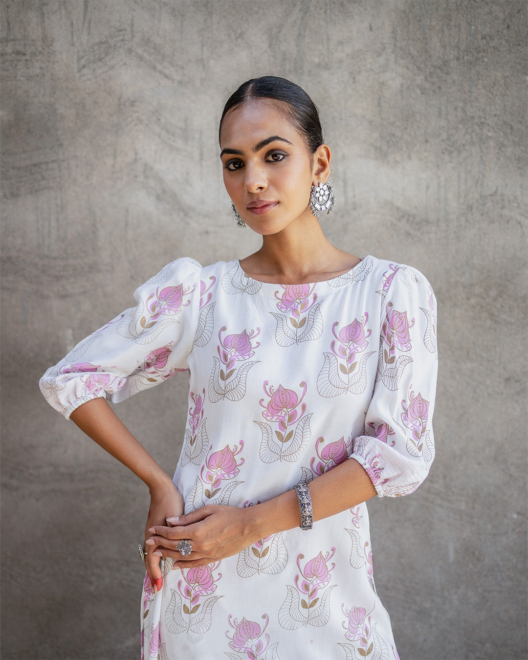 Gul bahaar White Kurta Set