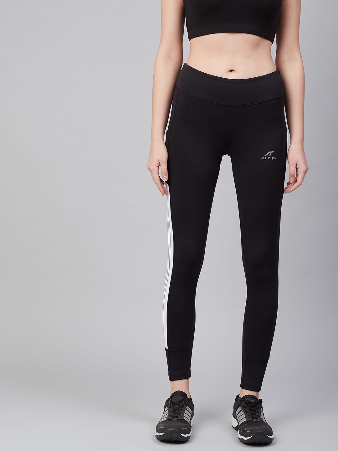 Alcis Women Black Solid Training Tights