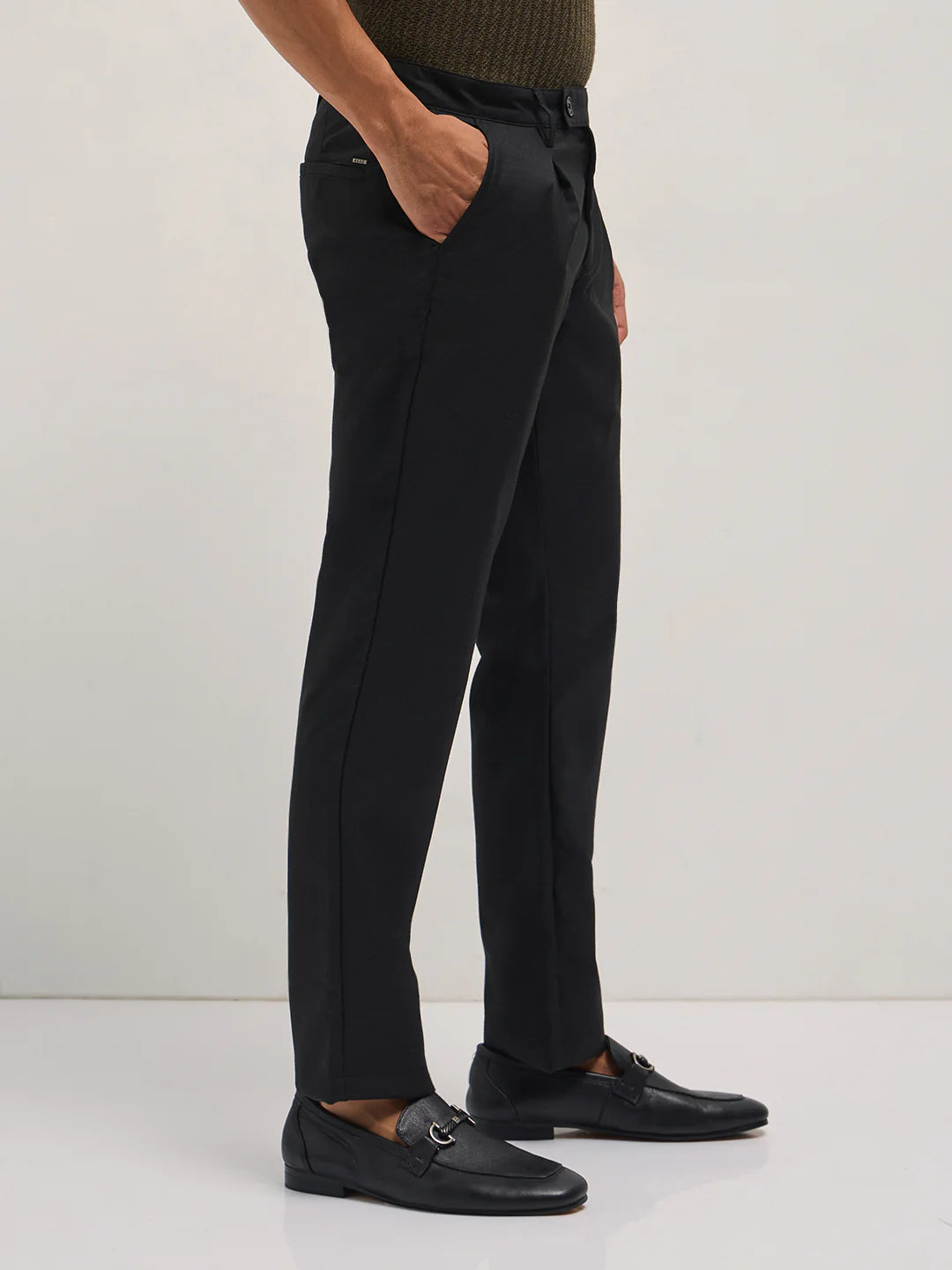 Black Solid Regular Fit Formal Trouser